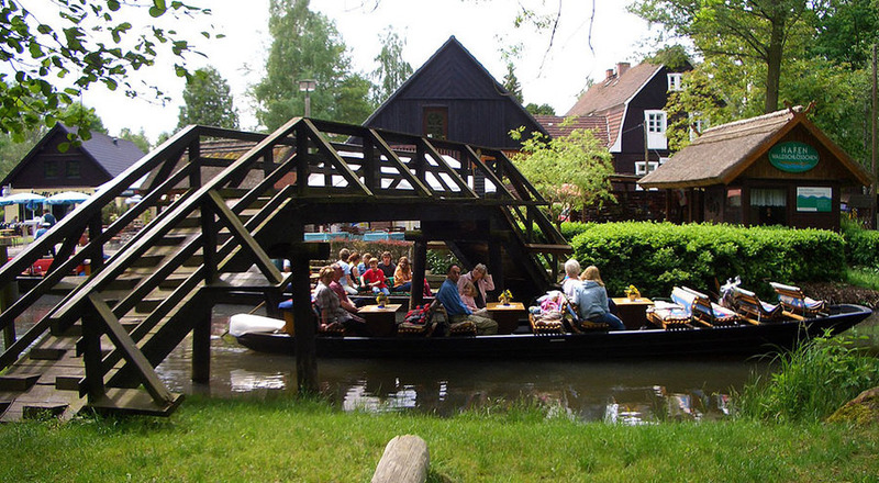 Kahnfahrten